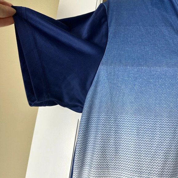 PGA TOUR Pro Series Athletic Fit Golf Shirt Polo - Small - Picture 4 of 7